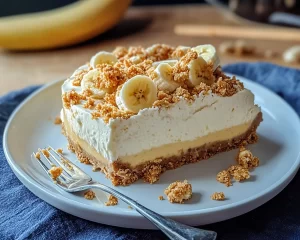Irresistible No-Bake Banana Pudding Crunch Cheesecake